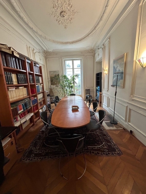 PHOTO BUREAU3.JPG